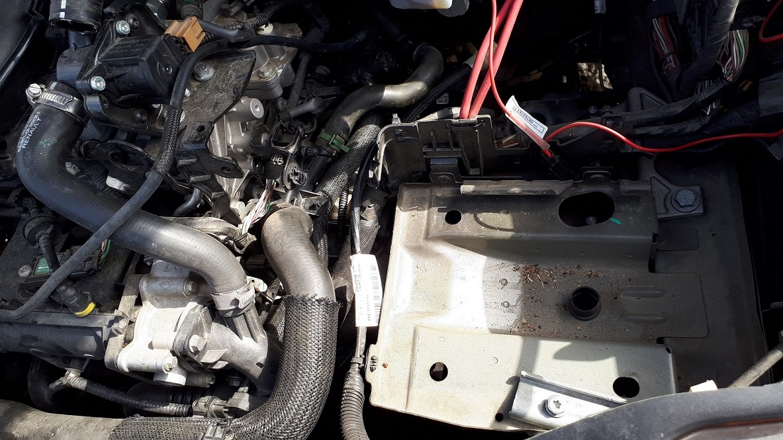 DUSTERTEAM • Afficher le sujet fuite liquide de refroidissement sur 1