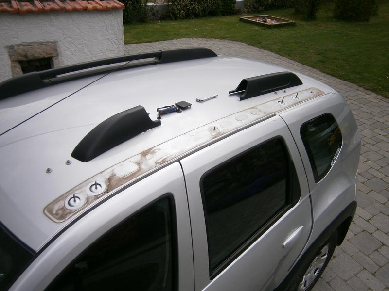 Barres de toit sur barres longitudinales pour Dacia Duster II