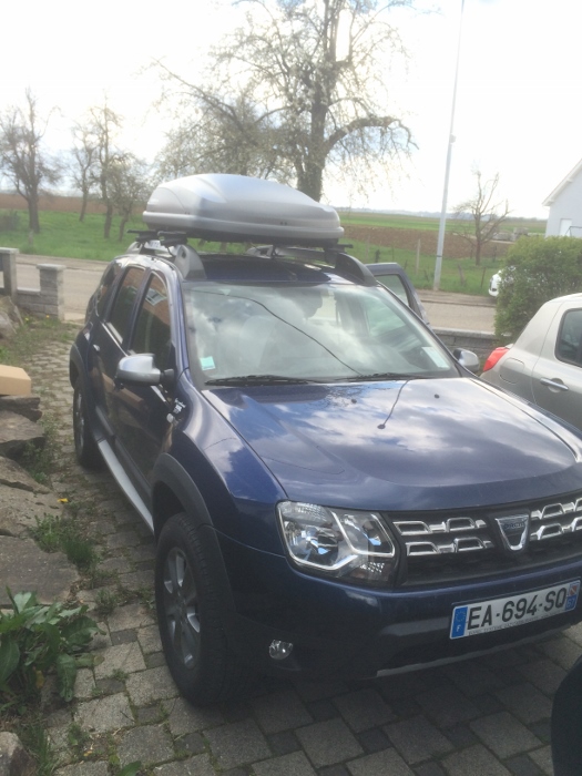 COFFRE DE TOIT 400 L + BARRES DE TOIT TRANSVERSALES OFFERTES - DACIA DUSTER  1